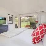 ★ Amazing 1 Bd Apt. Million $ View On Golf Course ★