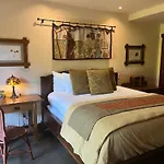 Blackbird Inn