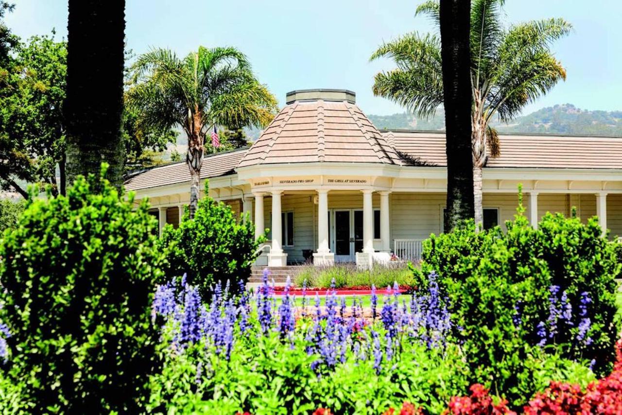 Apartment ★ Amazing 1 Bd Apt. Million $ View On Golf Course ★