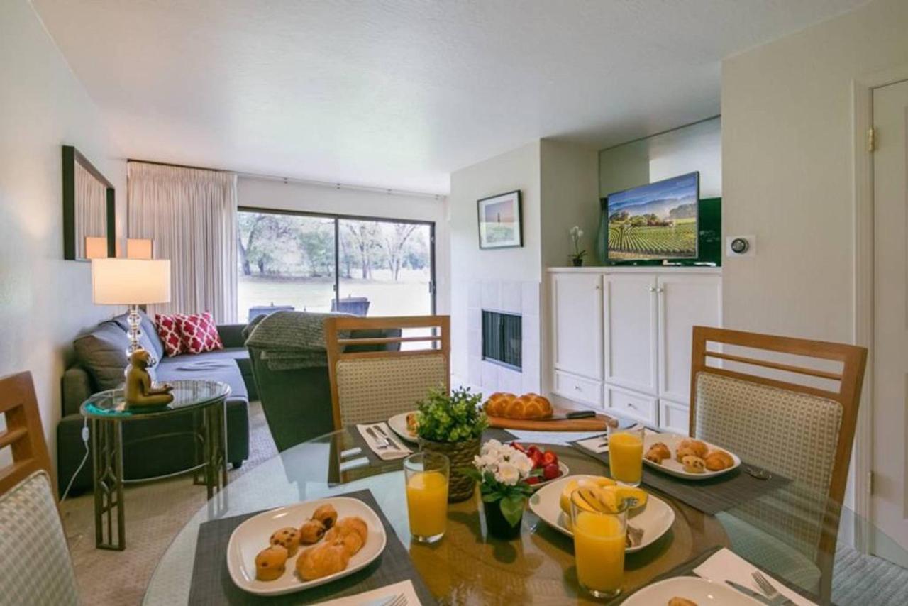 ★ Amazing 1 Bd Apt. Million $ View On Golf Course ★ * Napa