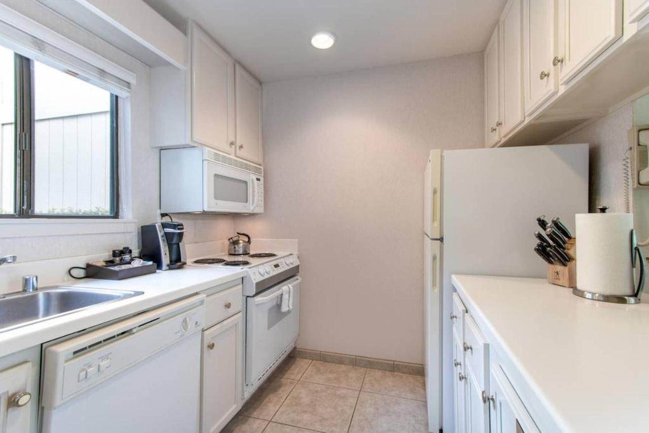 Apartment ★ Amazing 1 Bd Apt. Million $ View On Golf Course ★ *