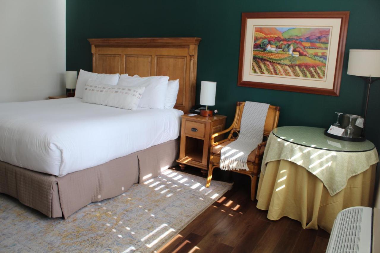 Inn Elm House
