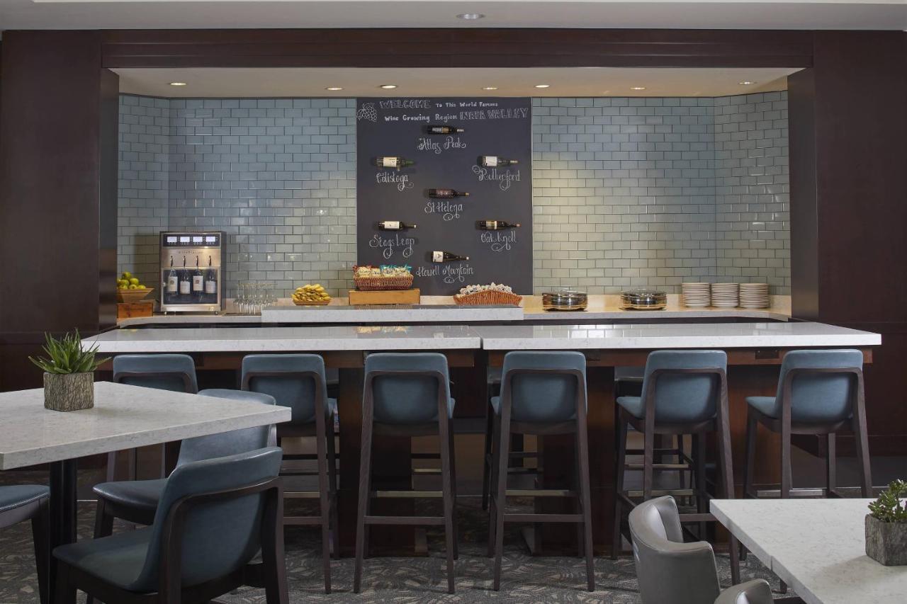 Hotel Valley Marriott & 4*