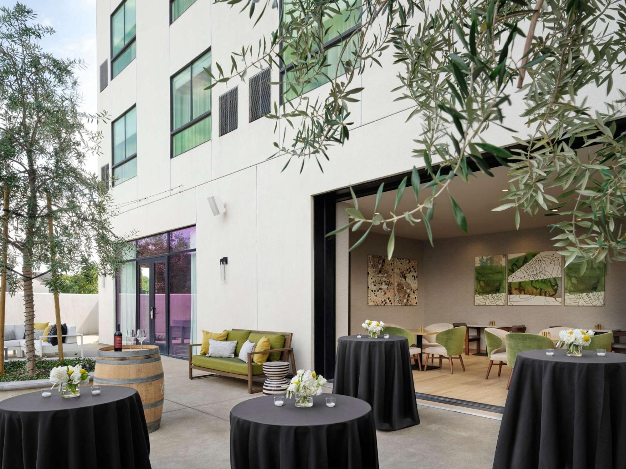 Hotel The Knoll Valley, Tapestry Collection By Hilton 3*