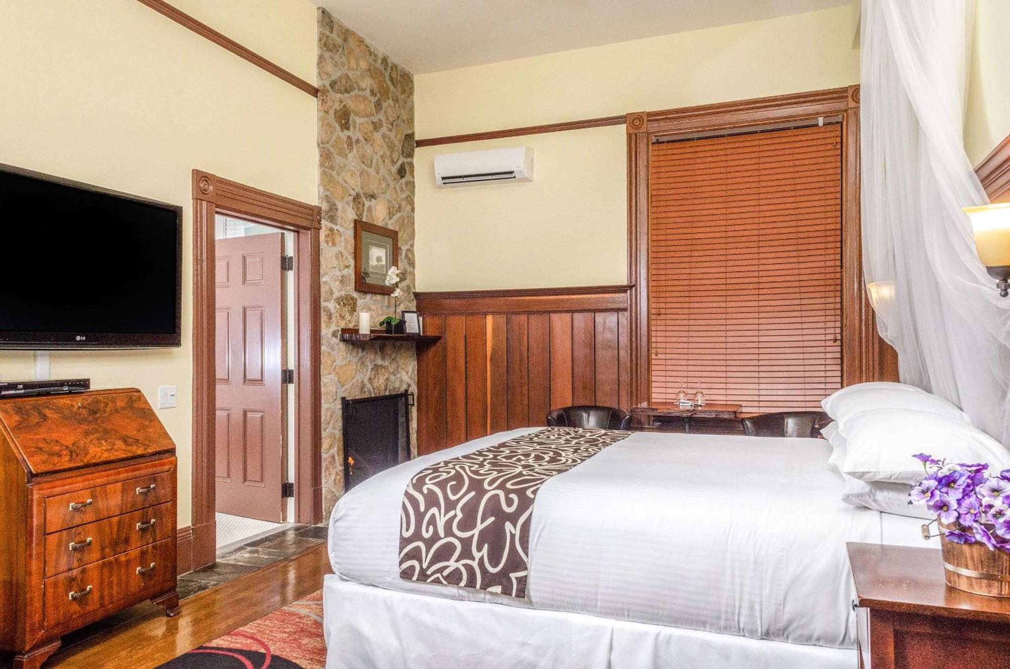 Hotel Valley, Ascend Collection 4*