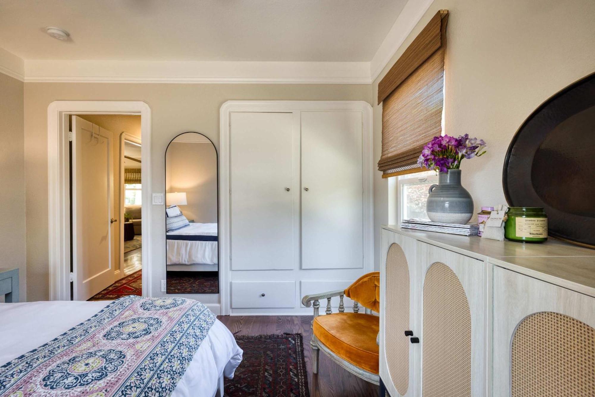 Stylish With Serene Private Yard Holiday home Napa