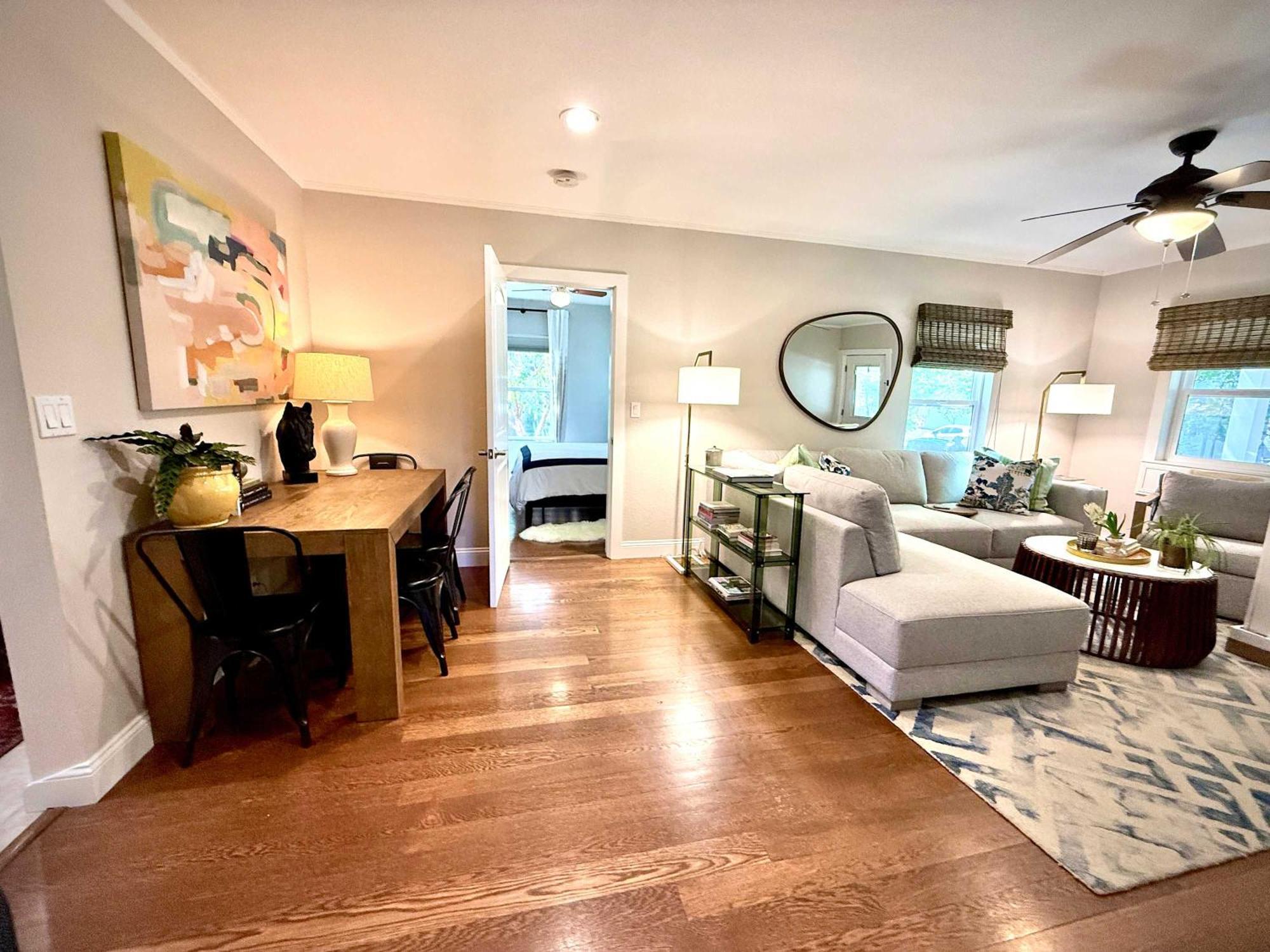 Holiday home Stylish With Serene Private Yard