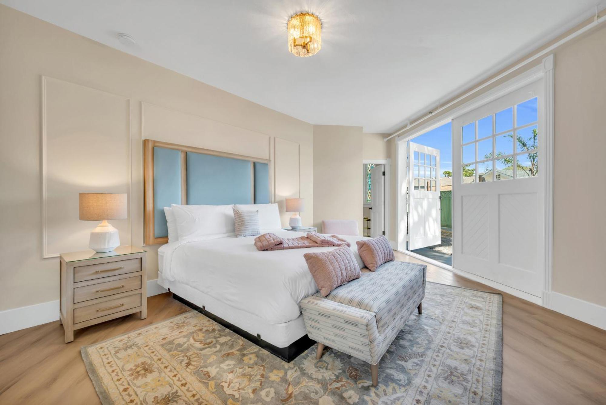 Hennessey Estate Bed & Breakfast