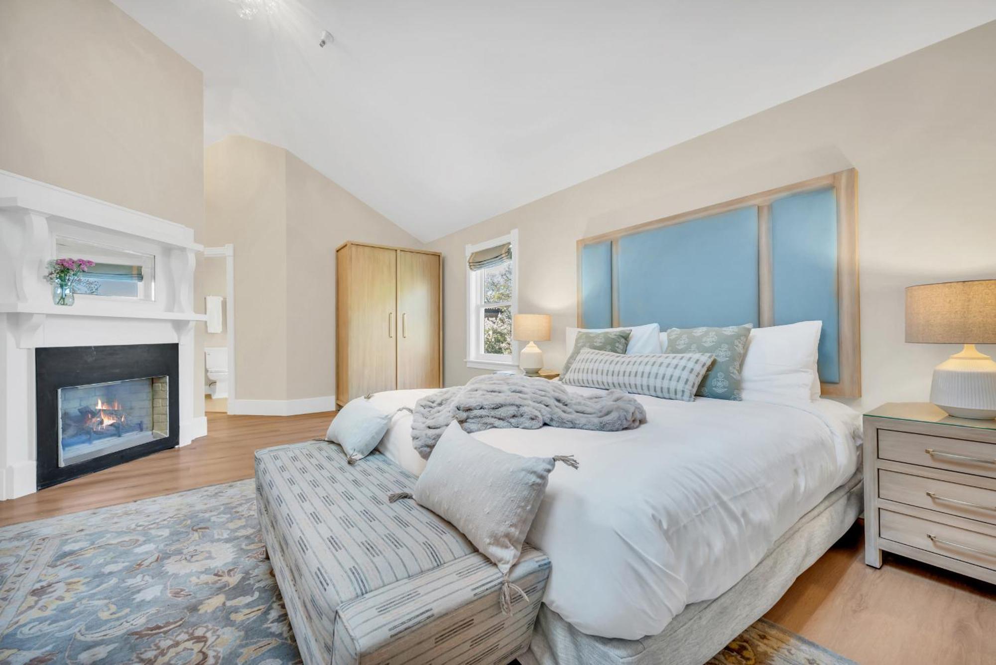 Hennessey Estate Bed & Breakfast