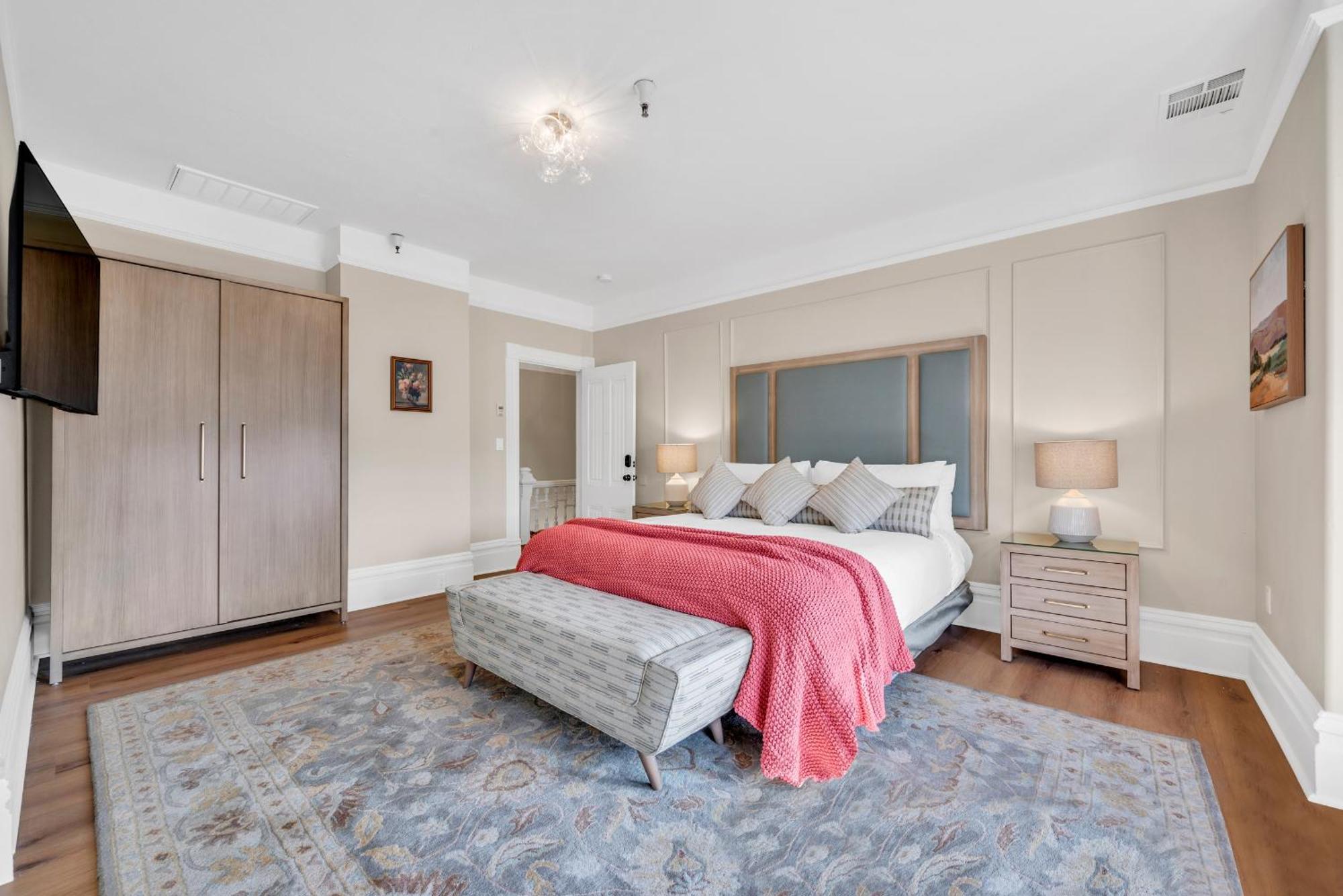 Hennessey Estate Bed & Breakfast