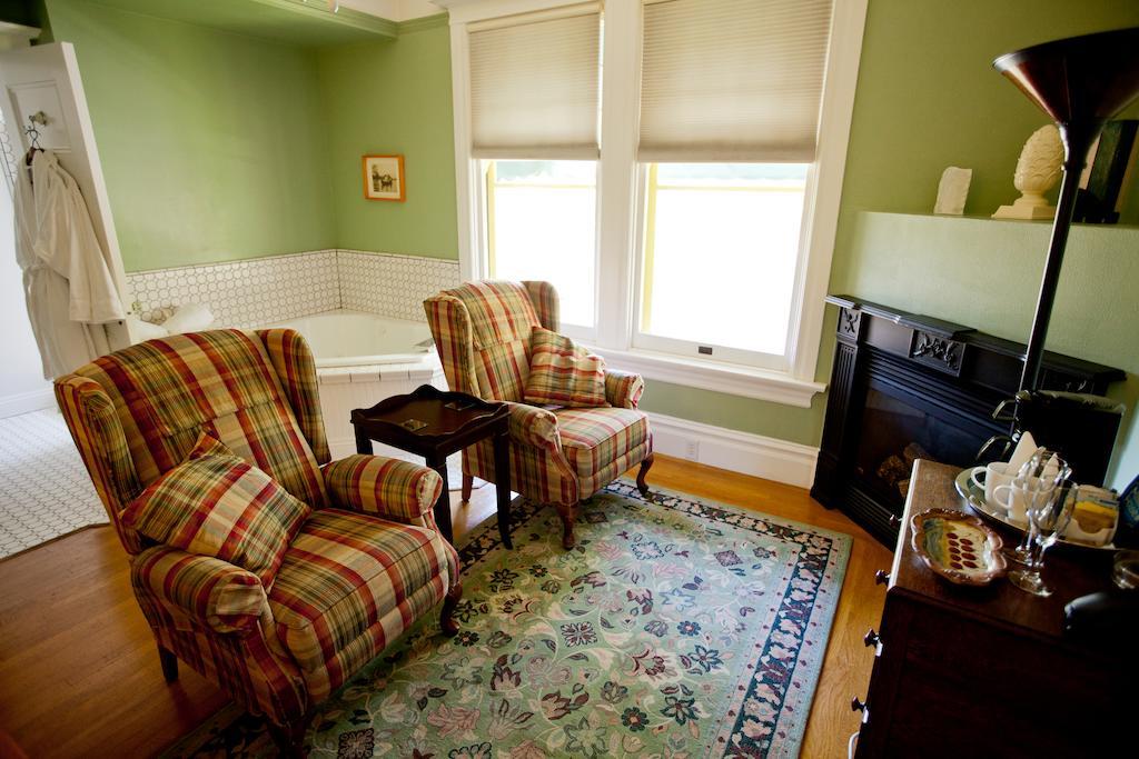 Bed & Breakfast The On First Napa