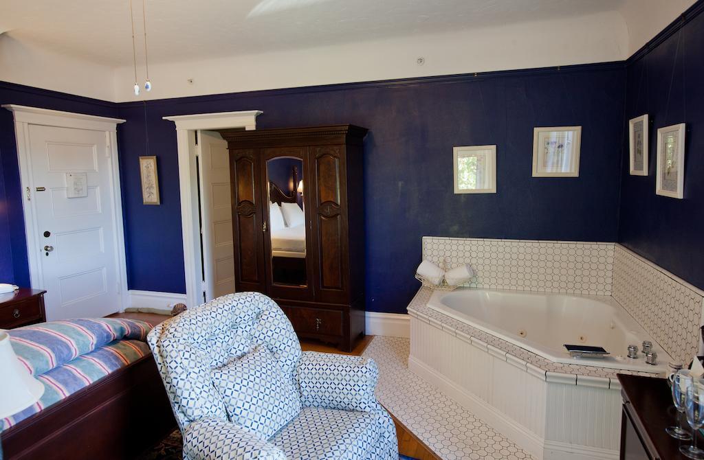 Bed & Breakfast The On First Napa