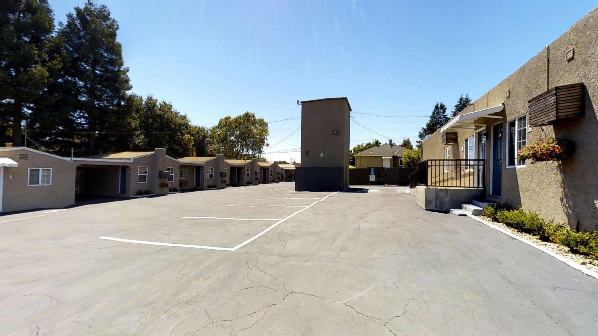 Discovery 2* Napa