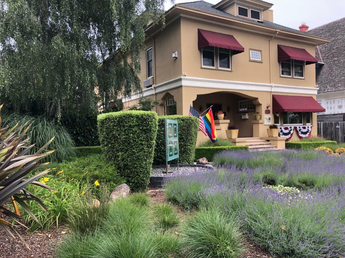 Bed & Breakfast The On First Napa