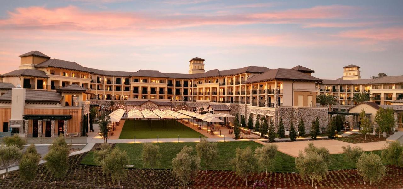 Grand Reserve At The Meritage Hotel